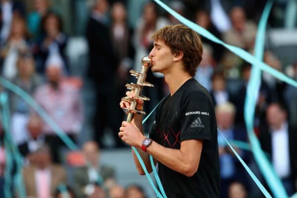 在接受采访 在接受采访