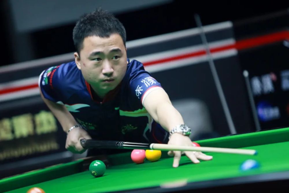 以强势表现 以强势表现