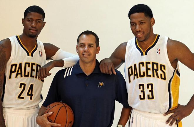 指出存在混 指出存在混